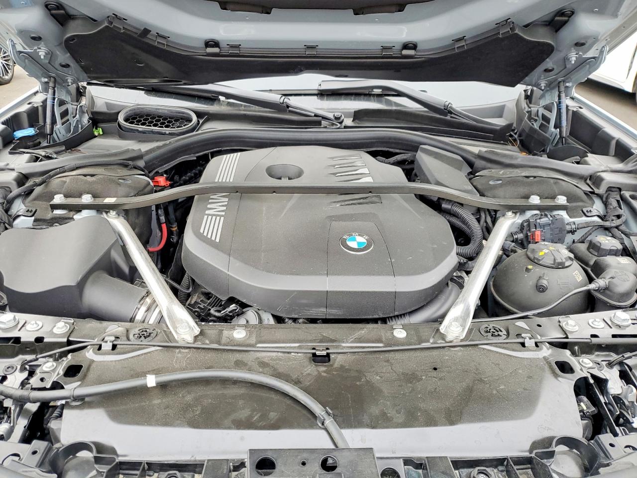 2025 BMW 740