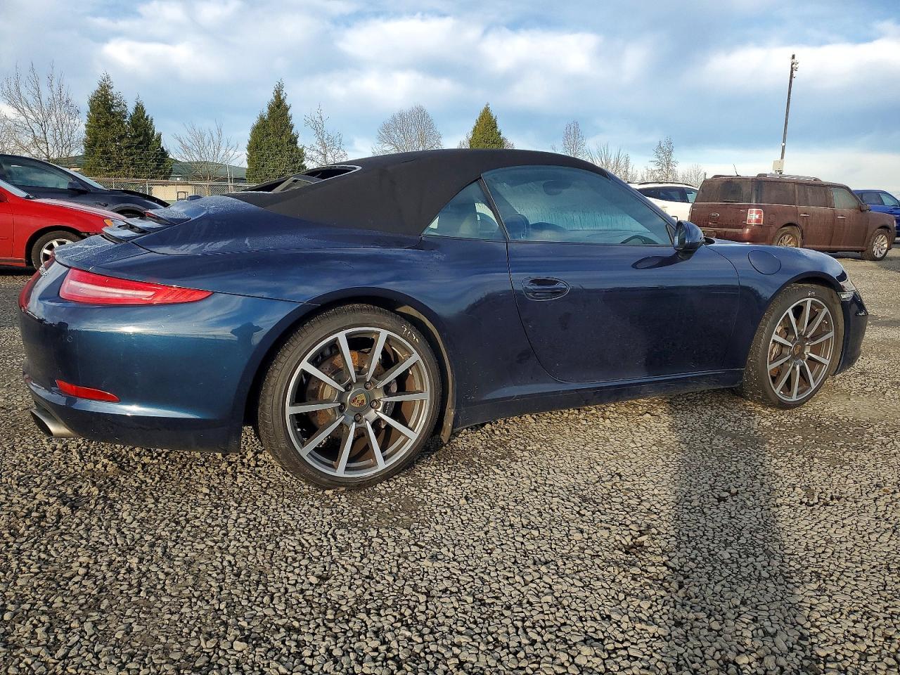 2013 PORSCHE 911