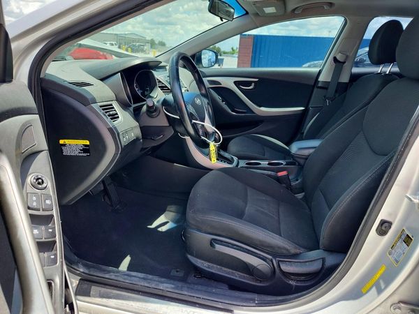 2016 HYUNDAI ELANTRA