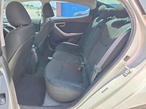 2016 HYUNDAI ELANTRA