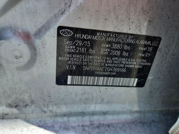 2016 HYUNDAI ELANTRA