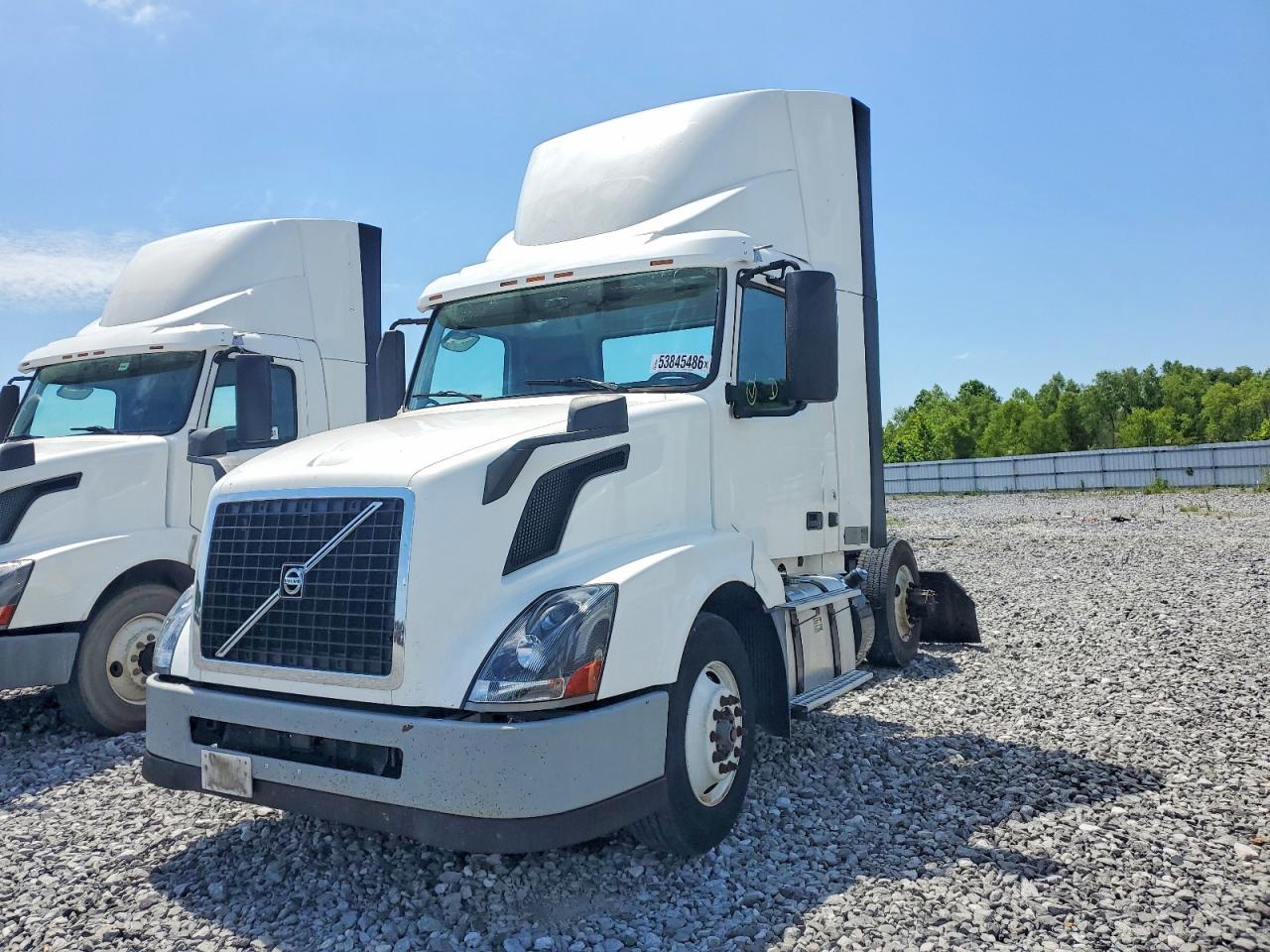 2017 VOLVO VNL