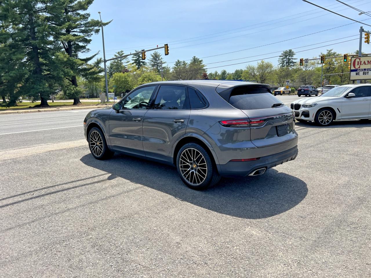 2019 PORSCHE CAYENNE