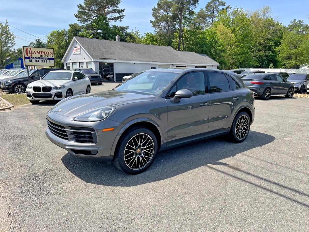 2019 PORSCHE CAYENNE