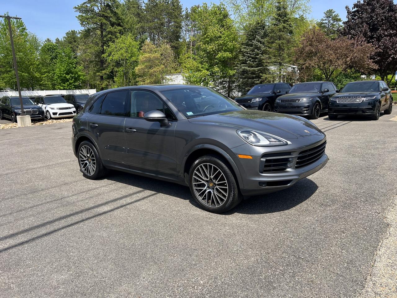 2019 PORSCHE CAYENNE