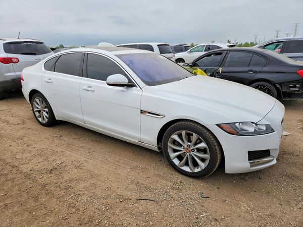 2017 JAGUAR XF