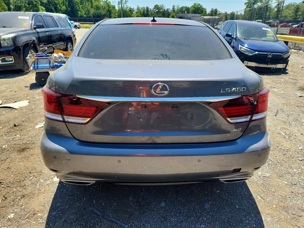 2013 LEXUS LS 460