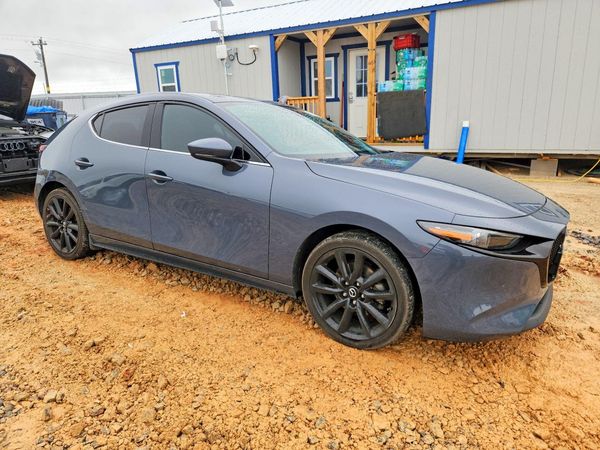 2021 MAZDA 3