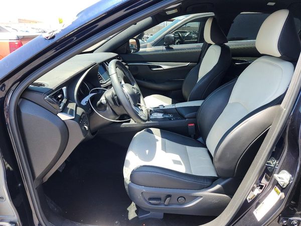 2025 INFINITI QX55 Luxe