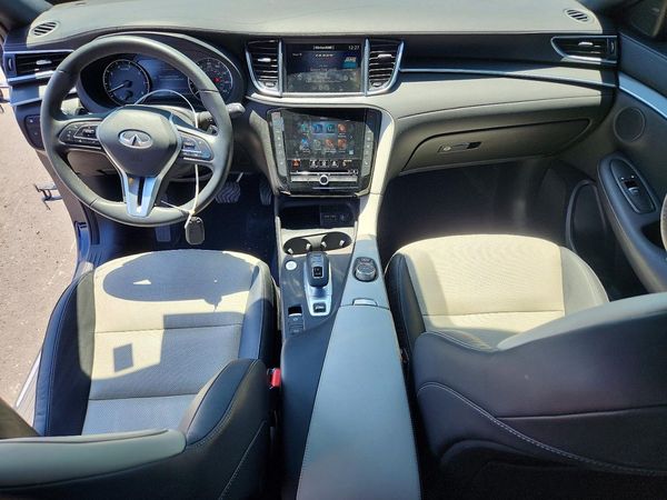 2025 INFINITI QX55 Luxe