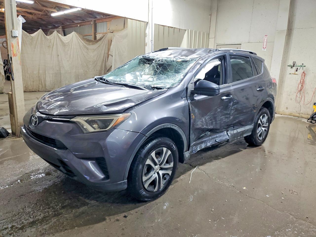2016 TOYOTA RAV4 LE (X Grade)
