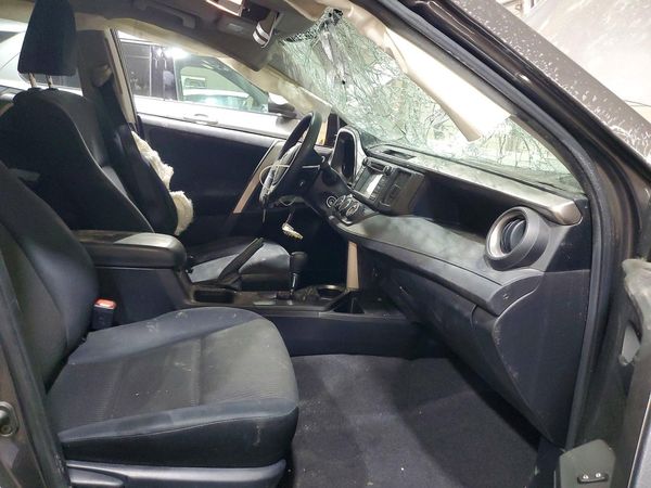 2016 TOYOTA RAV4 LE (X Grade)