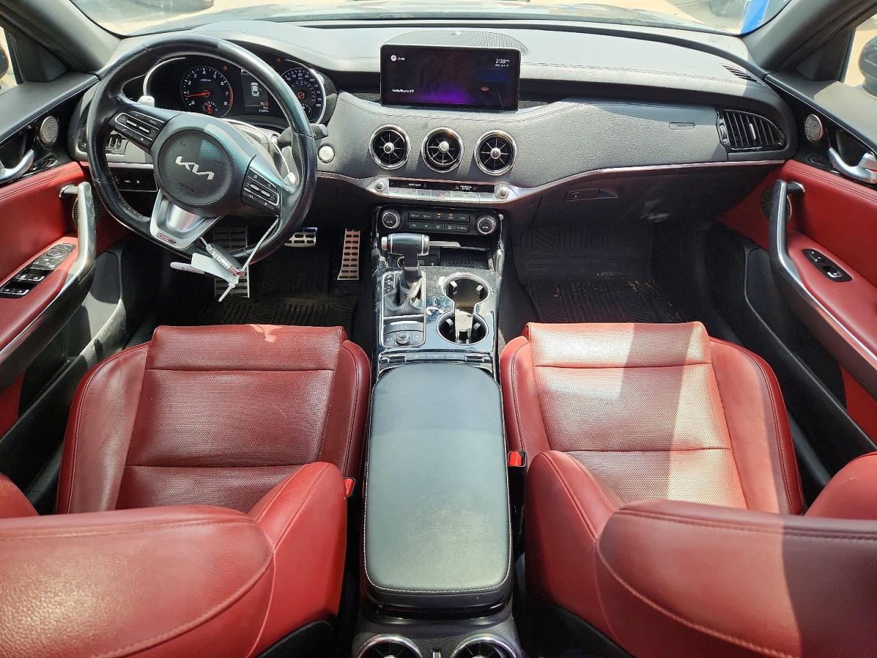 2022 KIA STINGER GT-Line