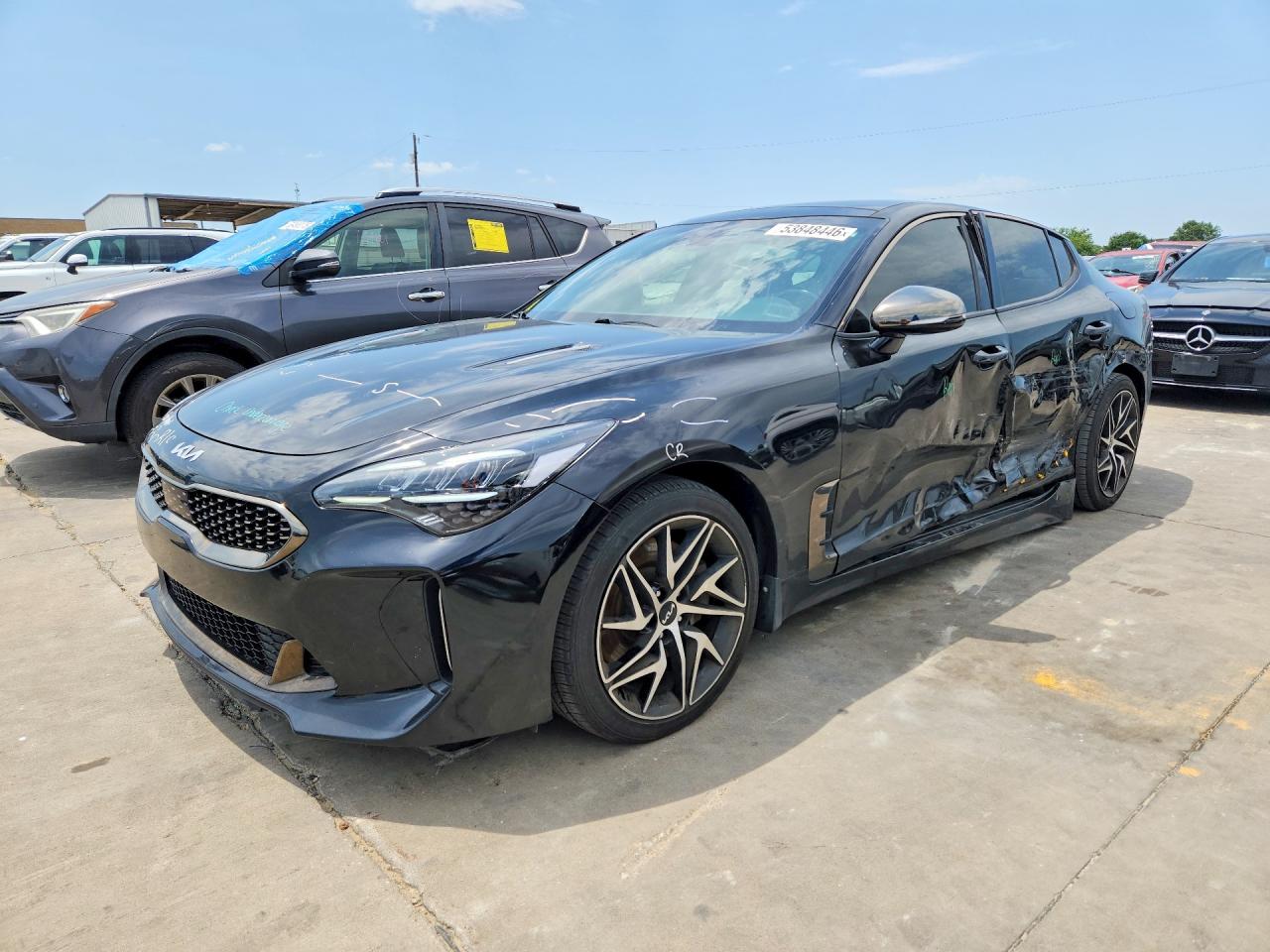 2022 KIA STINGER GT-Line