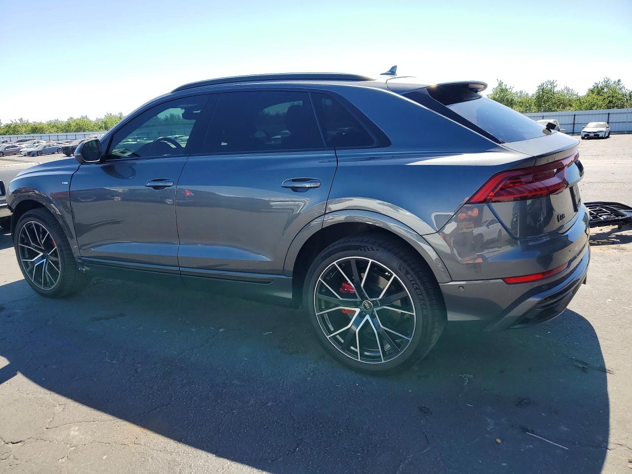 2021 AUDI Q8