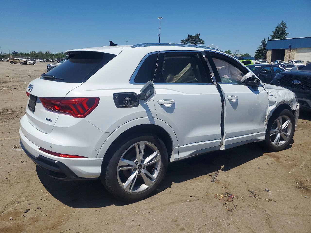 2021 AUDI Q3