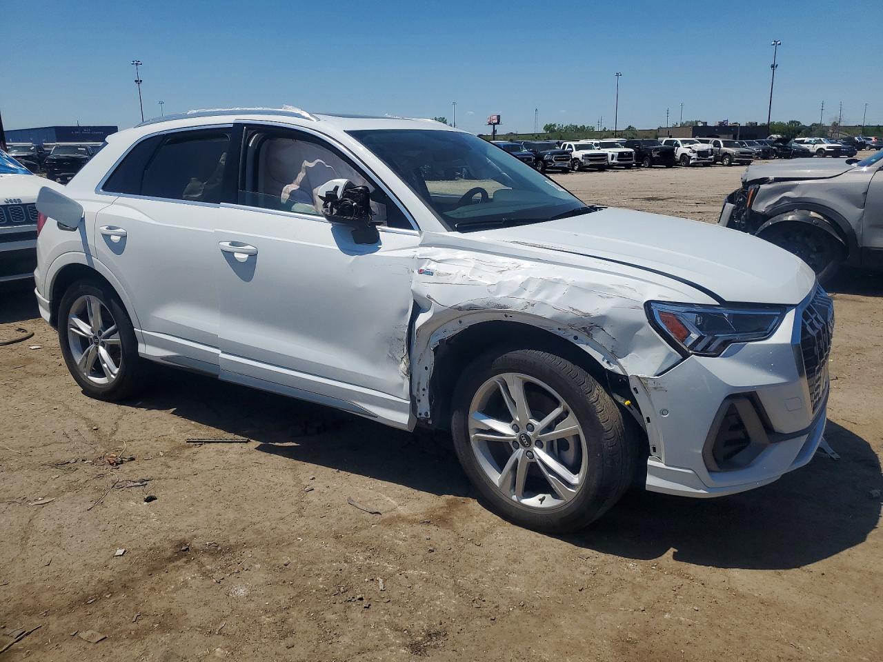 2021 AUDI Q3