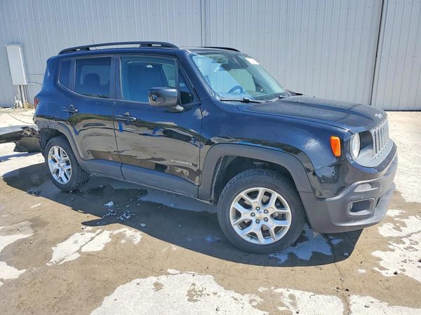 2017 JEEP RENEGADE LATITUDE 4X4