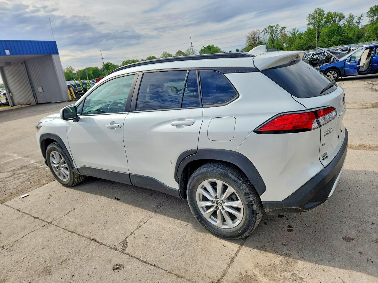 2022 TOYOTA COROLLA CROSS LE
