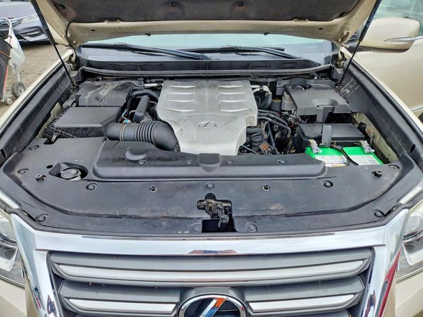 2016 LEXUS GX 460