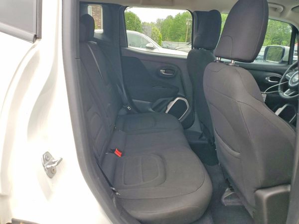 2018 JEEP RENEGADE LATITUDE 4X4