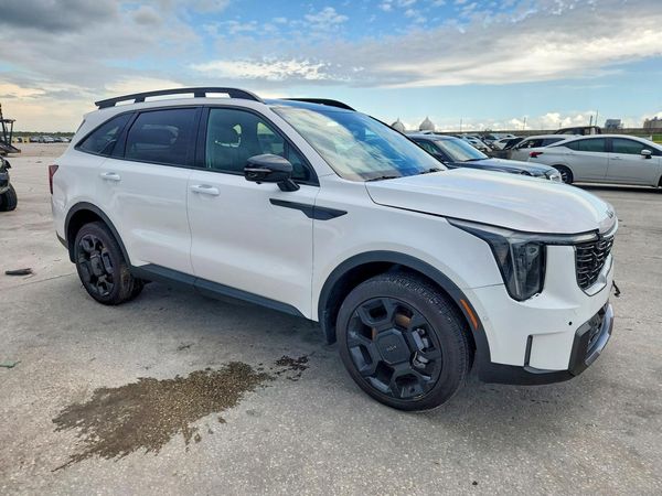 2025 KIA SORENTO