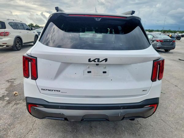 2025 KIA SORENTO