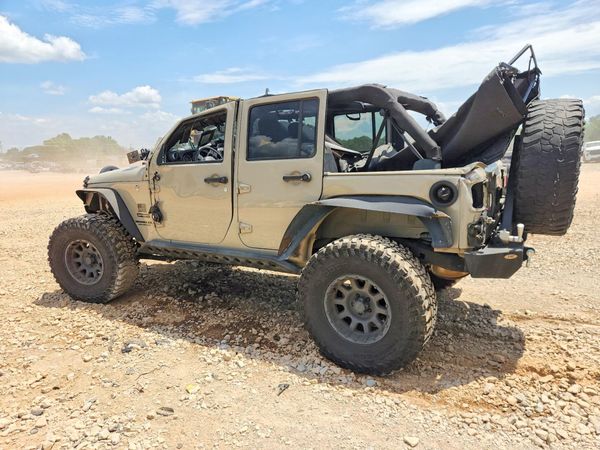 2017 JEEP WRANGLER UNLIMITED SPORT 4X4