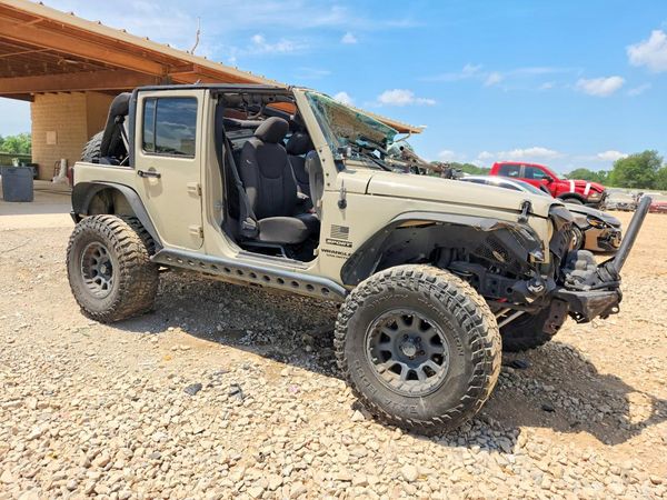 2017 JEEP WRANGLER UNLIMITED SPORT 4X4