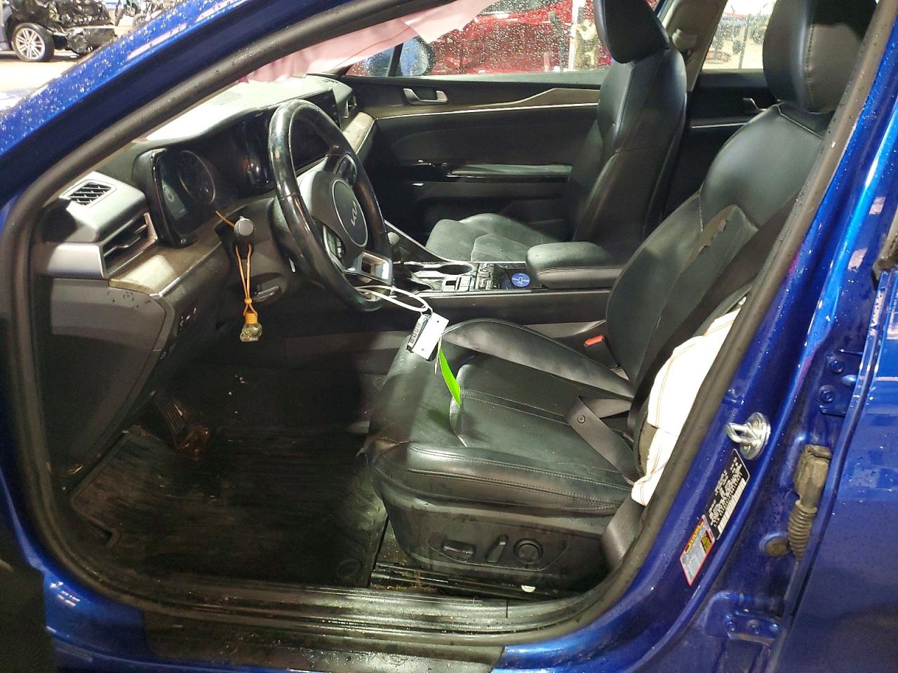 2022 KIA K5 EX