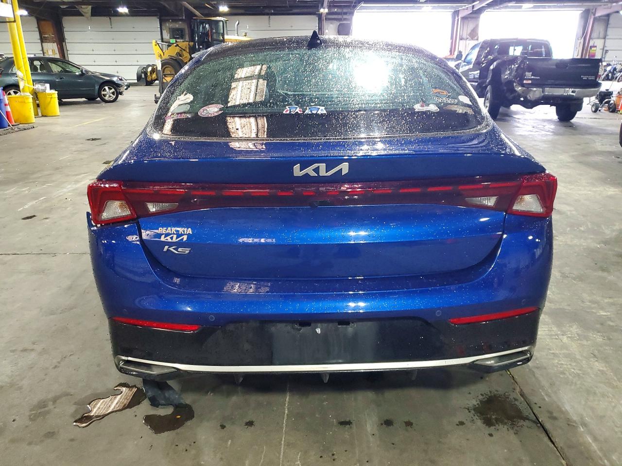 2022 KIA K5 EX