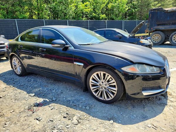 2012 JAGUAR XF Portfolio