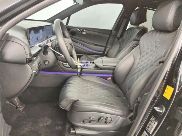 2026 GENESIS GV80 3.5T Prestige Black — DENT