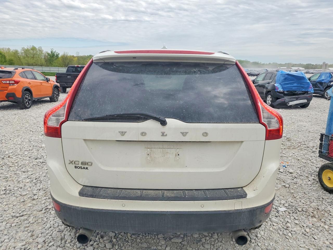 2012 VOLVO XC60