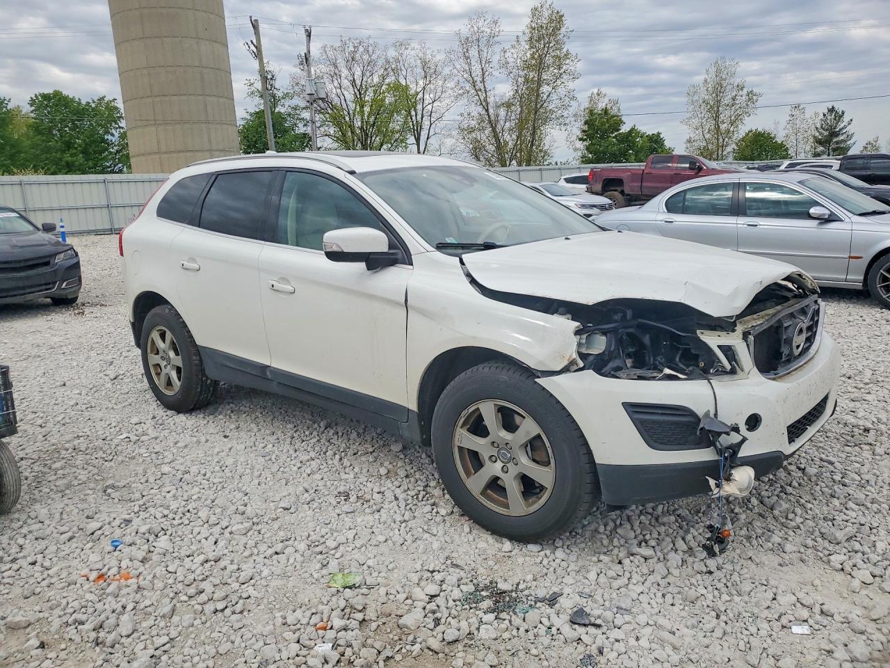 2012 VOLVO XC60