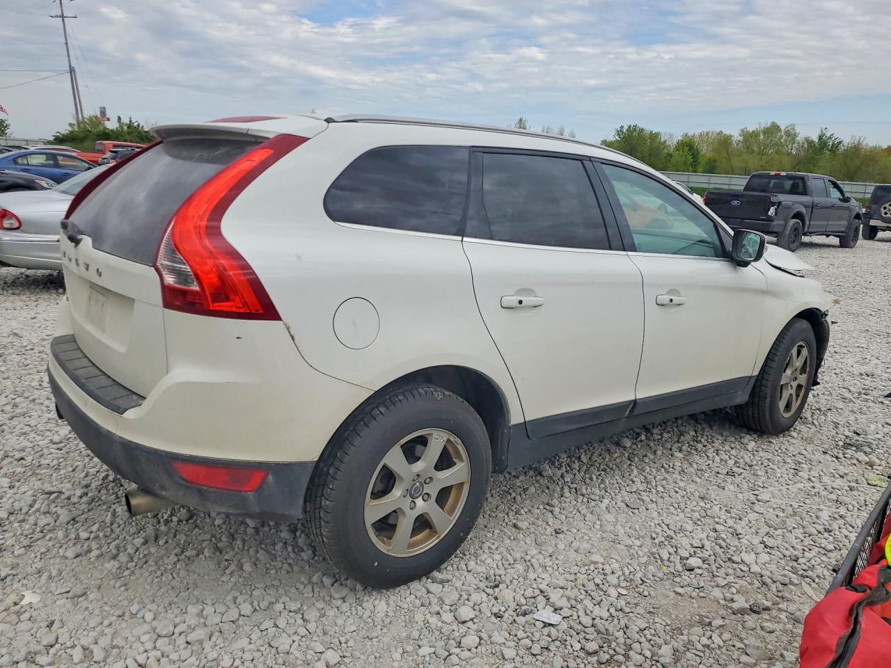 2012 VOLVO XC60