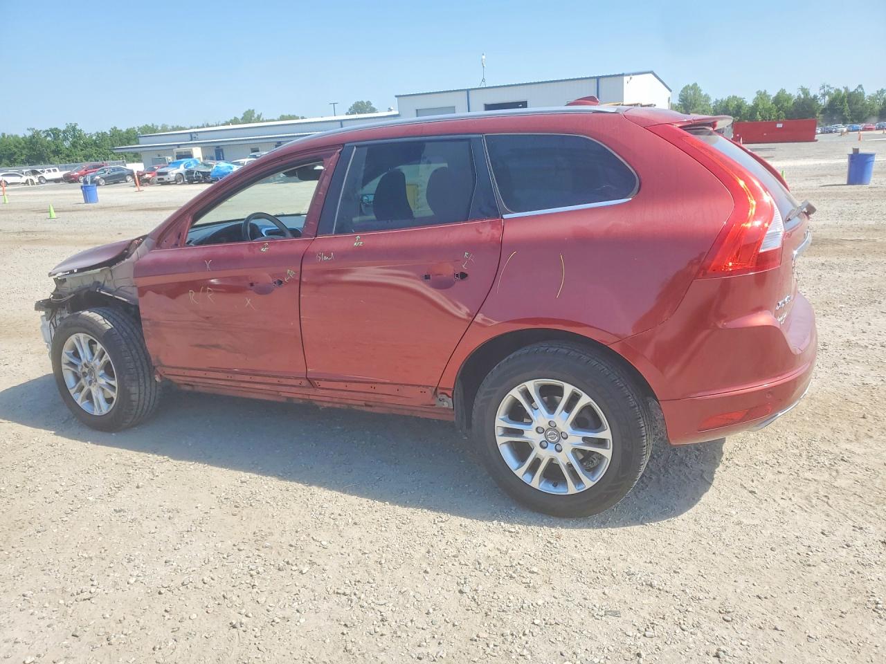 2015 VOLVO XC60 Premier (non R design)