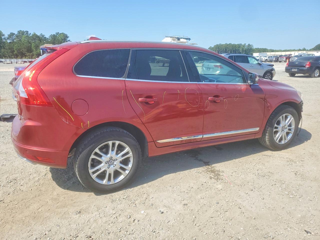 2015 VOLVO XC60 Premier (non R design)