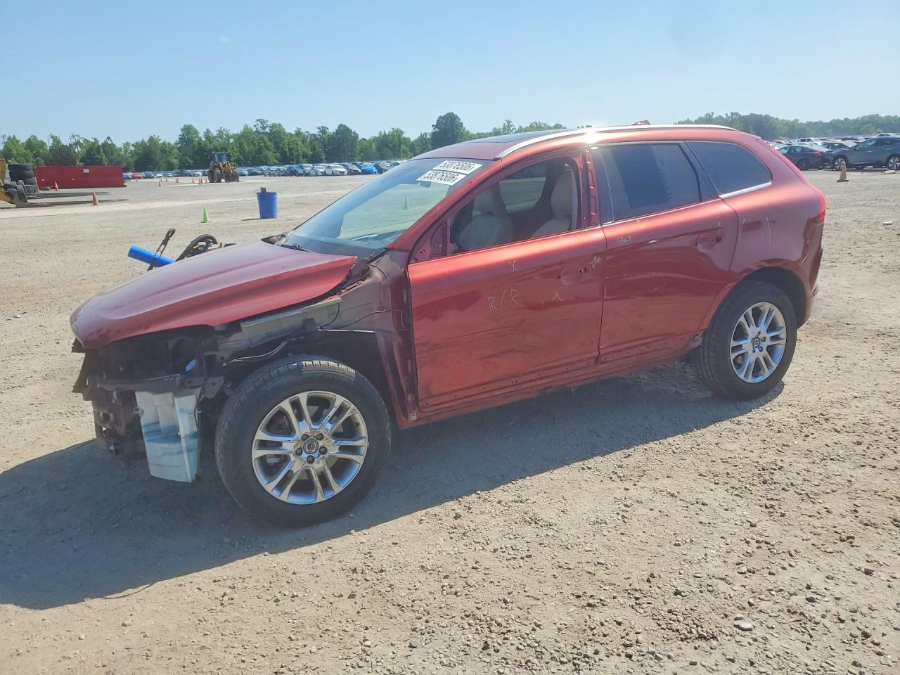2015 VOLVO XC60 Premier (non R design)