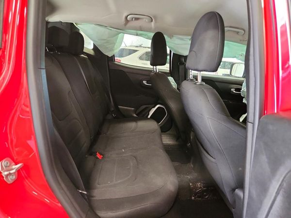 2019 JEEP RENEGADE LATITUDE 4X4