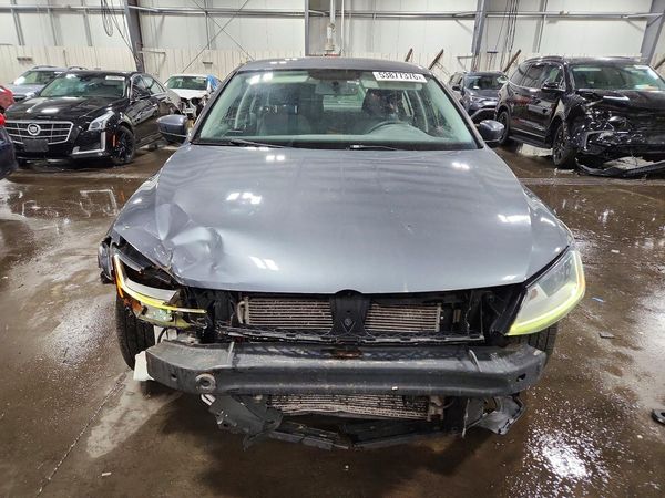 2018 VOLKSWAGEN JETTA