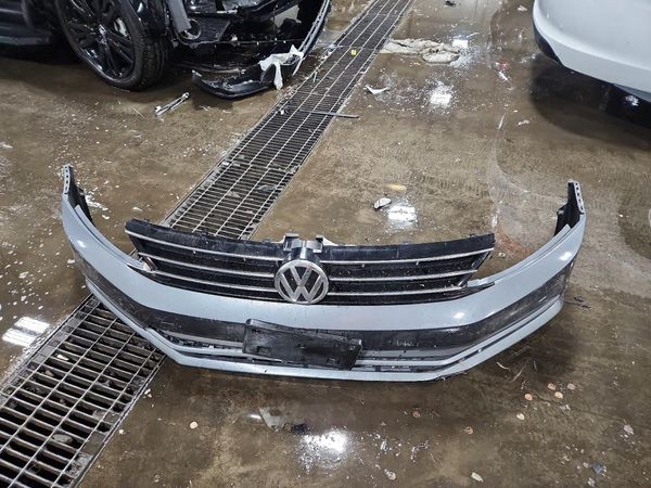 2018 VOLKSWAGEN JETTA