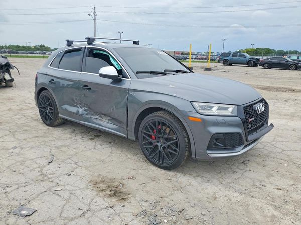 2018 AUDI SQ5