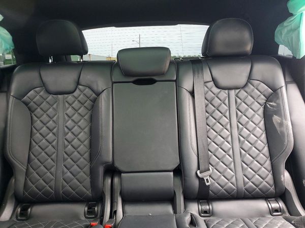 2018 AUDI SQ5