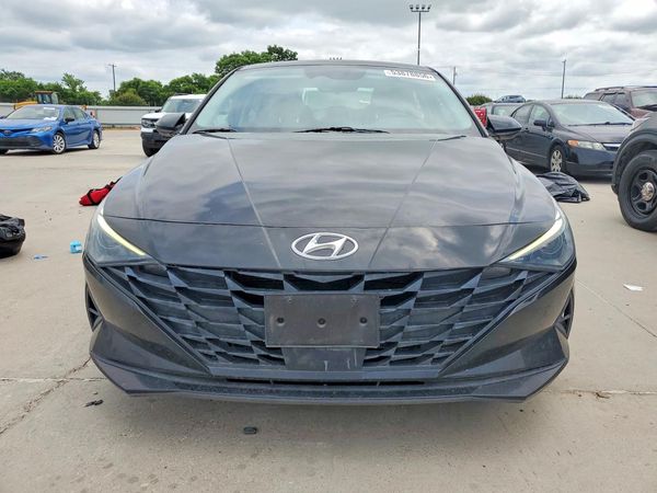 2021 HYUNDAI ELANTRA