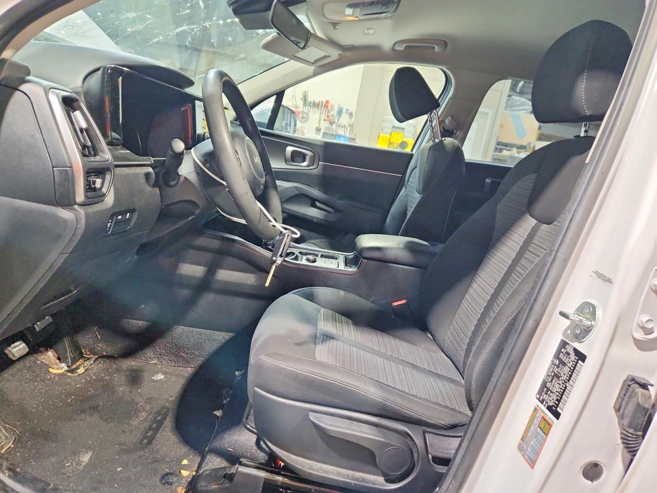 2023 KIA SORENTO LX