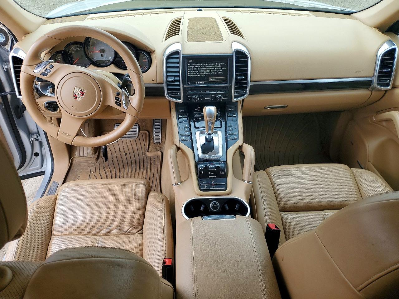 2011 PORSCHE CAYENNE