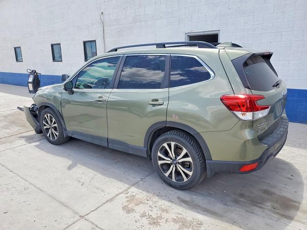 2021 SUBARU FORESTER