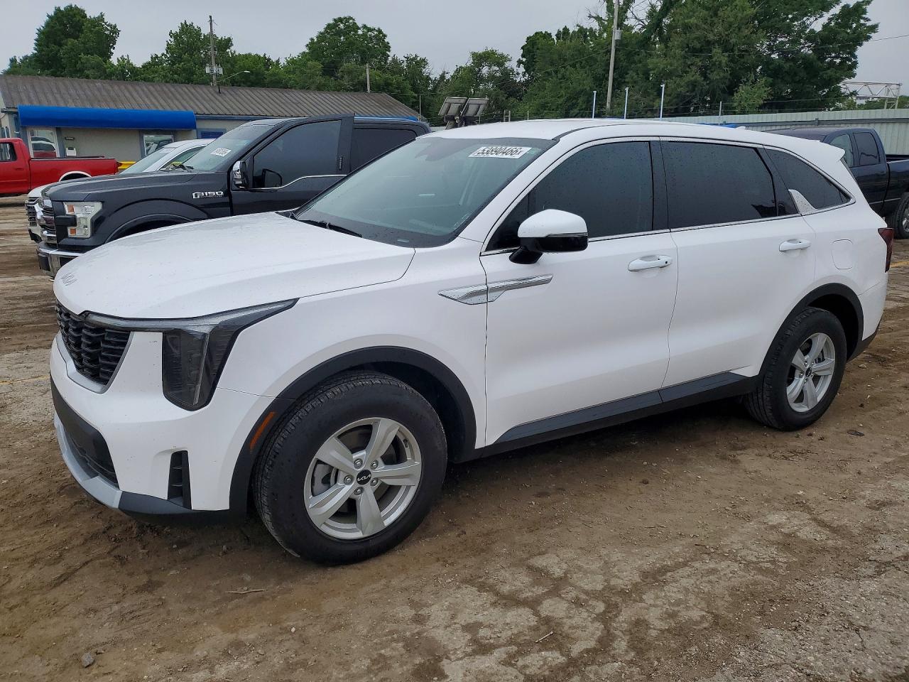 2024 KIA SORENTO LX
