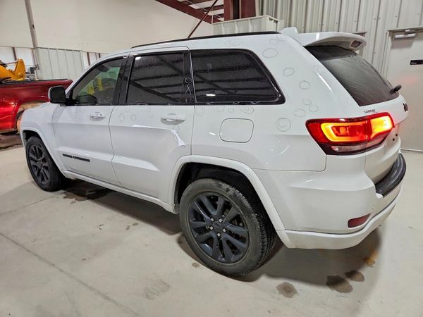 2018 JEEP GRAND CHEROKEE LAREDO 4X2